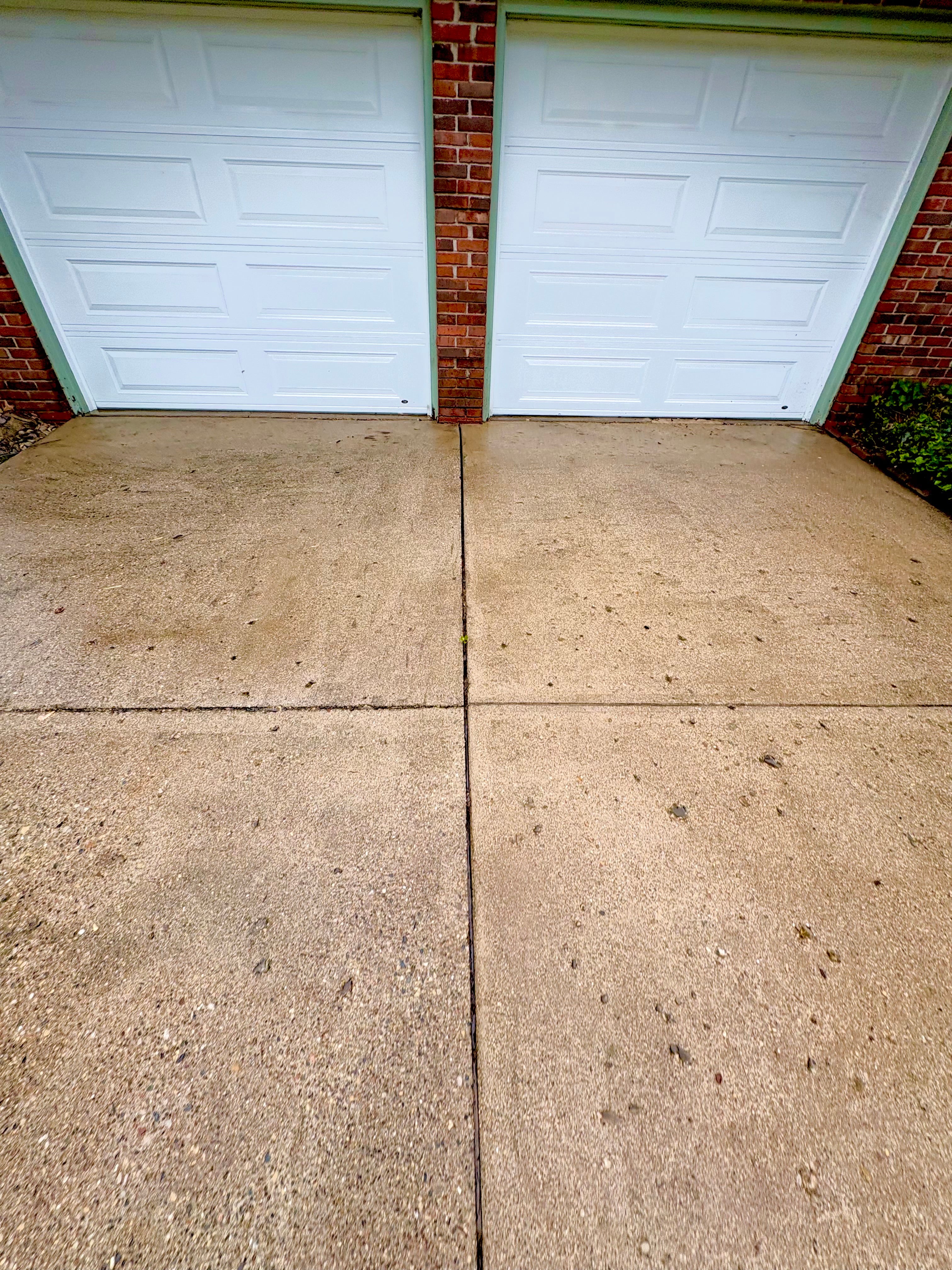 Professional Driveway Power Washing